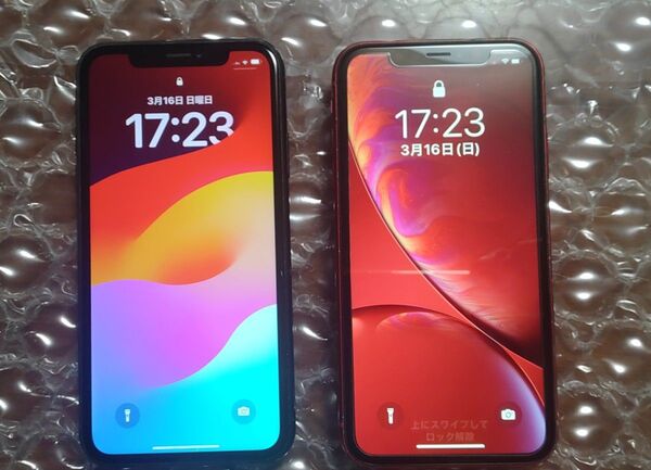 iPhone XR SIMフリー アクティベーションロックなし 128GB 2台セット 赤 黒