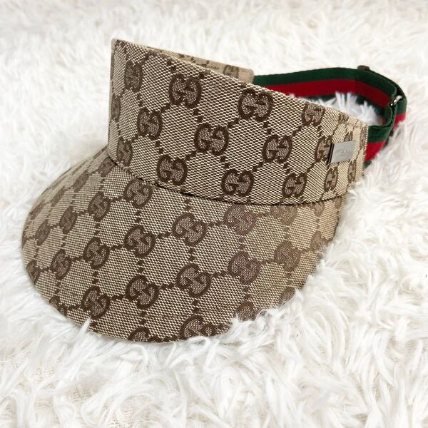 極美品 GUCCI グッチ サンバイザー GG柄 シェリーライン Mサイズ