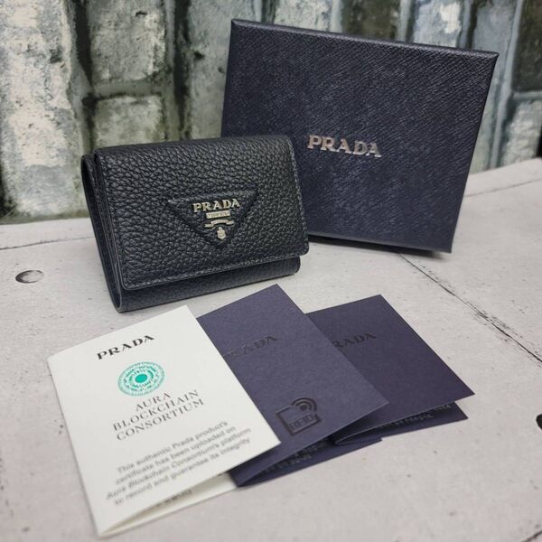 完売モデル 新品未使用 正規品 PRADA ヴィッテロダイノレザー プラダ財布
