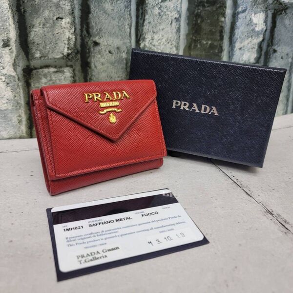 正規品 PRADA サフィアーノ 1MH021 レッド ミニ プラダ財布