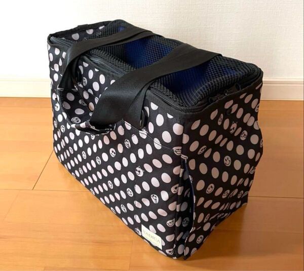 ラディカRADICA ペットキャリーバッグ 犬用 猫用 小型 ネット付 美品