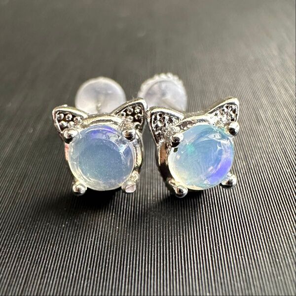 R256 オパール 猫 silver925 ピアス