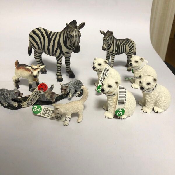 Schleich (シュライヒ) 動物フィギュア 9個まとめ売り ホッキョクキツネ シマウマ アライグマ ヤギ シロクマ