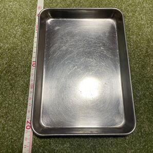 ステンレス製トレー約21cm×約14cm