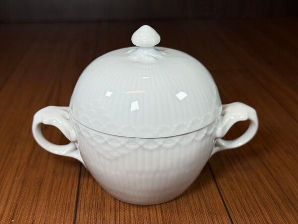 新品 ロイヤルコペンハーゲン ホワイトフルーテッド ハーフレース シュガーボウル シュガーポット ROYAL COPENHAGEN