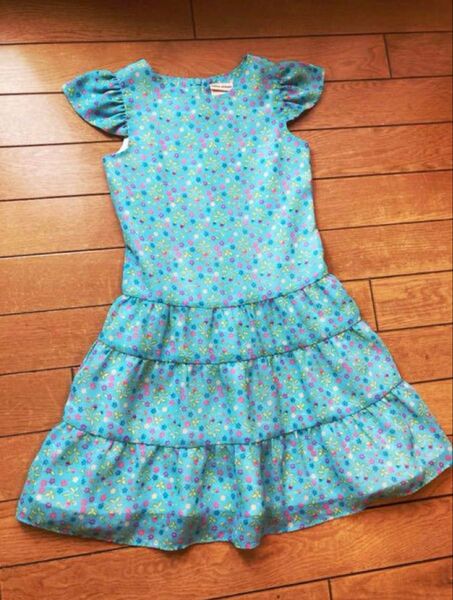 ローラアシュレイ 花柄ワンピース ブルー系 110~120cm