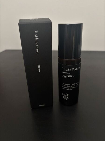 ☆hetras ヘトラス ファブリックミストHotel Wood ホテルウッド 80ml☆