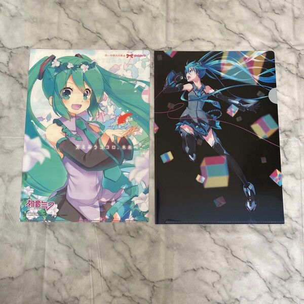 VOCALOID 初音ミク ピアプロ 赤い羽根 マジカルミライ クリアファイル 2枚セット