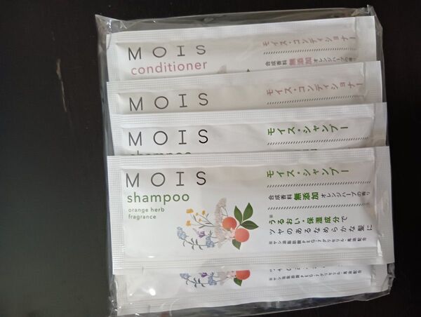 シャンプー、コンディショナー、ボディソープ