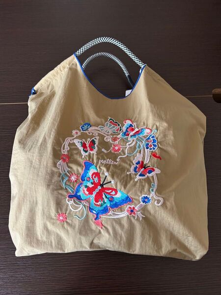 刺繍トートバッグ