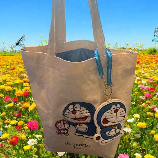 ドラえもん未来デパートin東京☆トートバッグ&パスケース新品