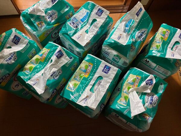 ライフリー うす型軽快パンツ M 22枚入り 8袋 まとめ売り
