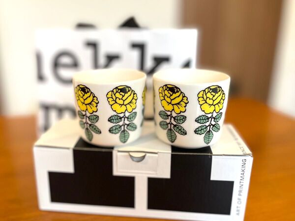 marimekko ヴィヒキルース イエローラテマグ 2個セット箱&ショッパー付