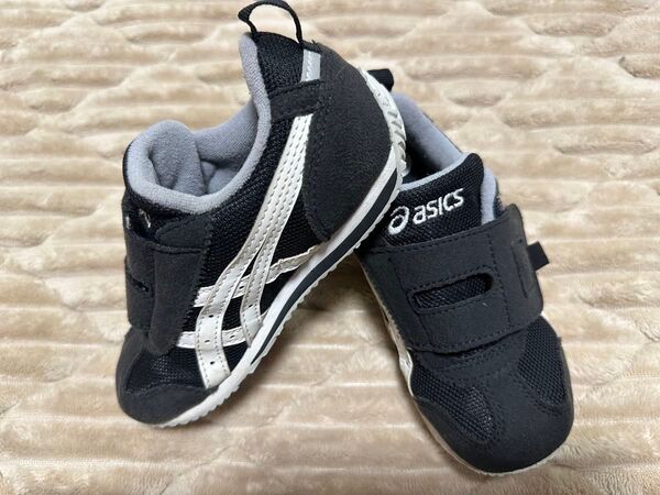 asics アシックス キッズ 靴 スニーカー 17.5㎝