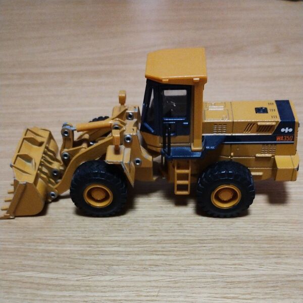 コマツ KOMATSU ホイールローダー WA350 ミニカー 1/50 SHINSEI