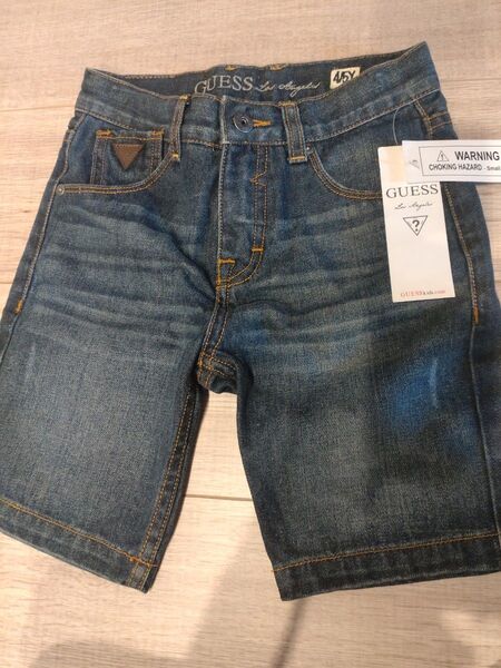 GUESS デニム 半ズボン 4,5歳新品 ジーンズ