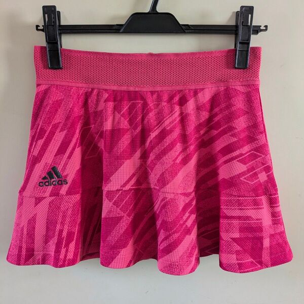 adidas アディダス テニス ウェア スコート ОTサイズ(海外Мサイズ)中古品 赤ピンク