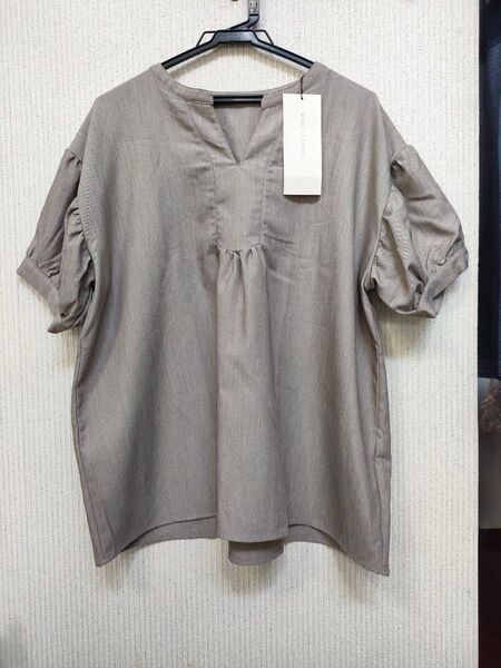未使用タグ付き 神戸レタス 半袖ブラウス