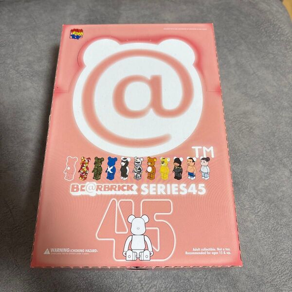 新品未開封 BE RBRICK SERIES 45 MEDICOMTOY ベアブリック 24個入りBOX