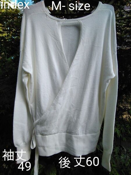 index white長袖トップス身幅ゆったり平おき57 丈55~60 M- size 他の白トップス