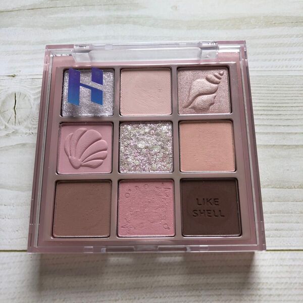 HOLIKA HOLIKA MY FAVE MOOD EYE PALETTE 07 Shell in the sea