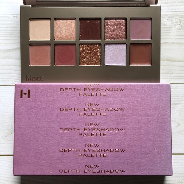 hince New Depth Eyeshadow Palette 02 OFF BALANCE ヒンス