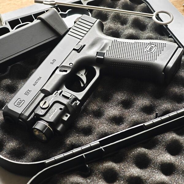 GLOCK19X フィンガーアクションブローバック 排莢式 モデルガン G19X グロック voisky