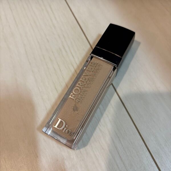 Dior FOREVER SKIN CORRECT リキッドコンシーラー