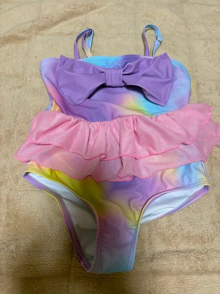 女の子 水着 ワンピース レインボー フリル リボン 100