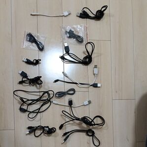 ジャンク USB充電ケーブル