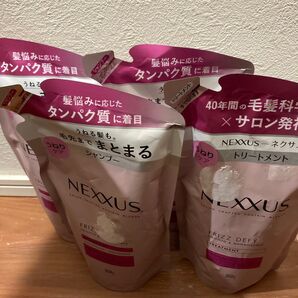 【新品】ネクサススムース&マネージャブル シャンプートリートメント詰替x4