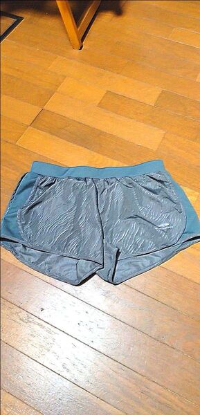 ショートパンツ TIGORA