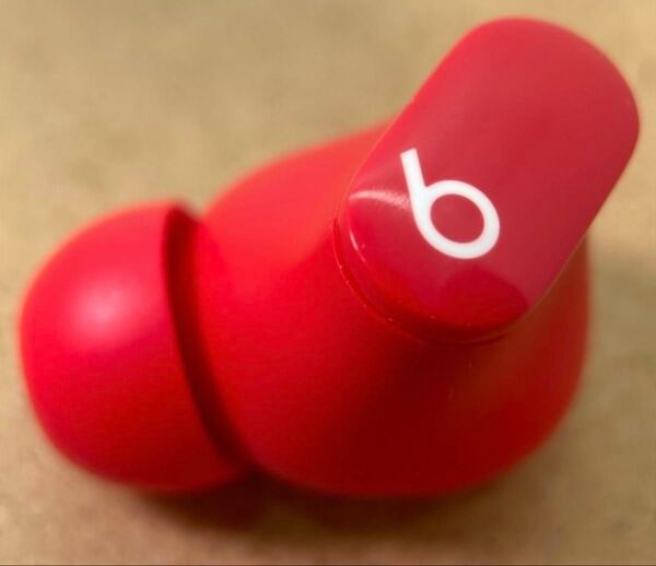 【美品】国内正規品 Beats Studio Buds【左イヤホン・レッド】