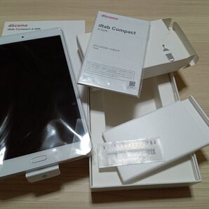 ★超美・未使用に近いWi-Fi専用品★ docomo dtab compact d-02K シルバー