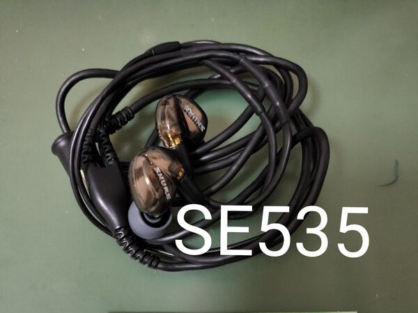 【難あり】SHURE SE535 有線イヤホン カナル型イヤホン 有線 箱付き リケーブル 高音質