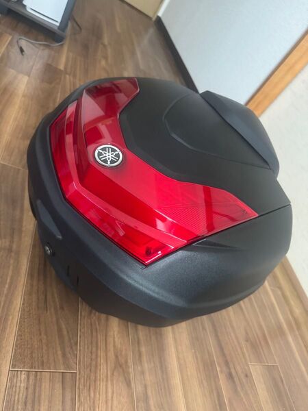 ユーロトップケース 39L ヤマハ ワイズギア オプション バックレスト 鍵2本 リアボックス NMAX XMAX