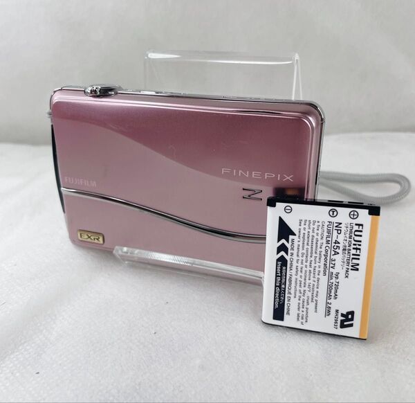FUJIFILM 富士フィルム FINEPIX Z800EXR デジタルカメラ ファインピクス ピンク