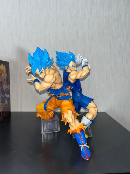 ドラゴンボール 一番くじ VSオムニバス超 A賞 超サイヤ人ブルー孫悟空&超サイヤ人ブルーベジータ リペイント フィギュア