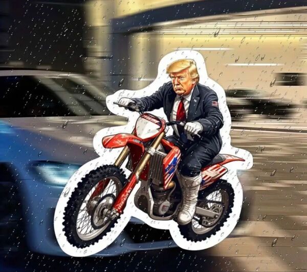 ドナルドトランプ バイク ステッカー 11.5cm