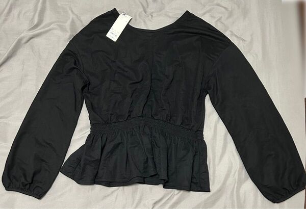 新品 GU ジーユー ペプラムプルオーバー Lサイズ 黒 ブラック 長袖Tシャツ トップス