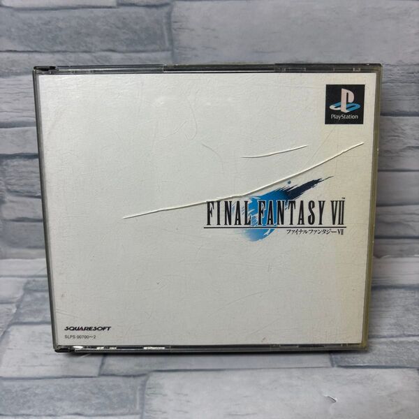 【PS】 ファイナルファンタジーVII 解説書なし ディスク小傷有 ケースヒビ有 動作確認済み プレステソフト
