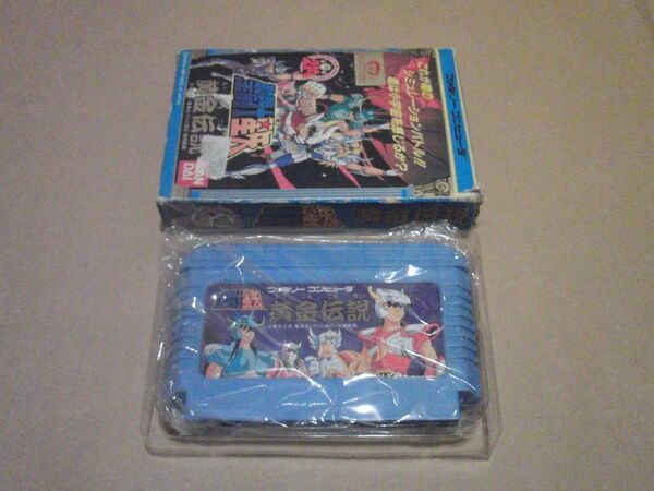 送料込! FC ファミコン バンダイ 聖闘士星矢 黄金伝説 透明トレイ込み箱付 動作確認済み