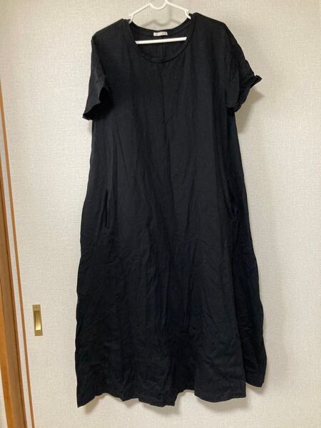 美品 GU 半袖ワンピース 黒 マキシ丈 XL ワンマイルウェア、マタニティ