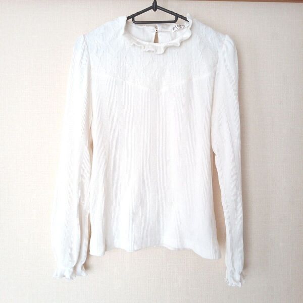 【即決価格】axes femme トップス ホワイト 白 長袖 プルオーバー