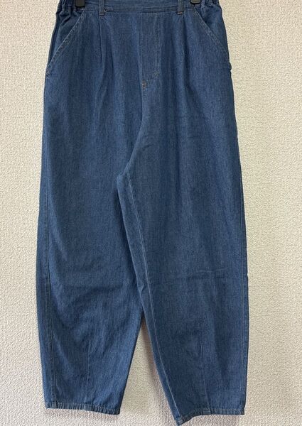 サマンサモスモス デニムパンツ 薄手のデニム これからの季節に活躍します フリーサイズ ウエストゴム入り 綿100%