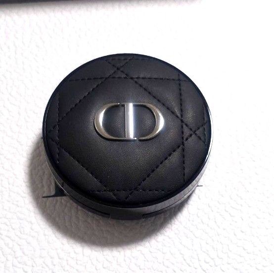Dior スキン フォーエヴァー クッション 2N ニュートラル 本体