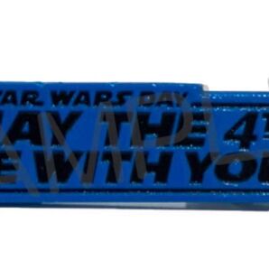 非売品 スターウォーズの日 ピンバッジ 青