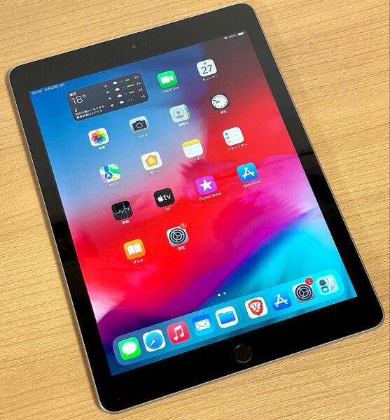 Apple iPad 第6世代 32GB Wi-Fiモデル スペースグレイ