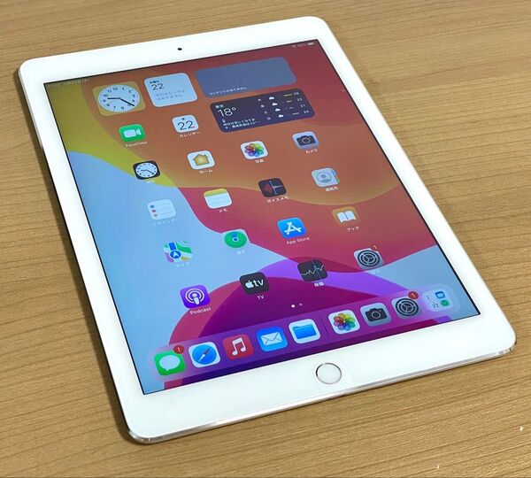 【美品】Apple iPad Air2 Wi-Fiモデル 16GB シルバー
