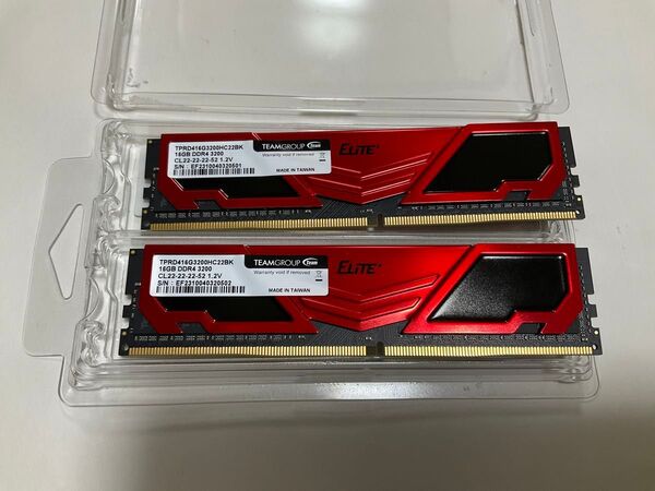 Team DDR4-3200HMz 32GB(16GB×2枚)